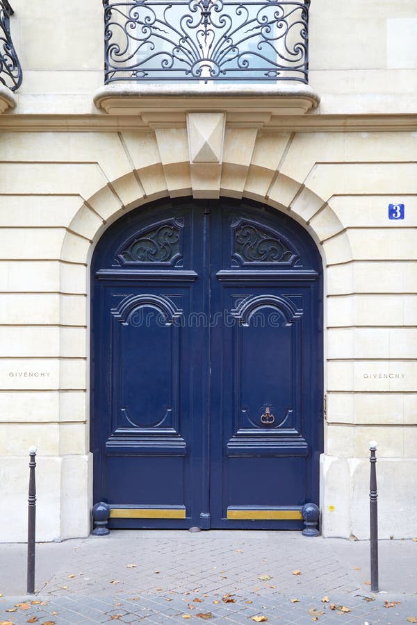 PARIS - JULY 20: Givenchy Company Headquarters And Store On July