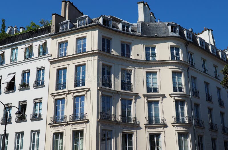 Mansion with curved facade listed as historic monument