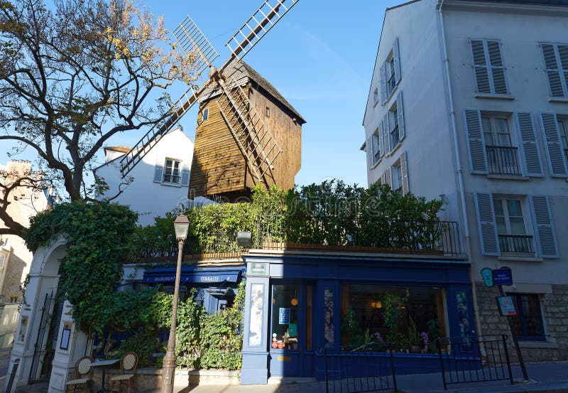 The Traditional French Bakery and Cake Shop Located in Marais District of  Paris, France. Editorial Stock Photo - Image of winter, europe: 218742633