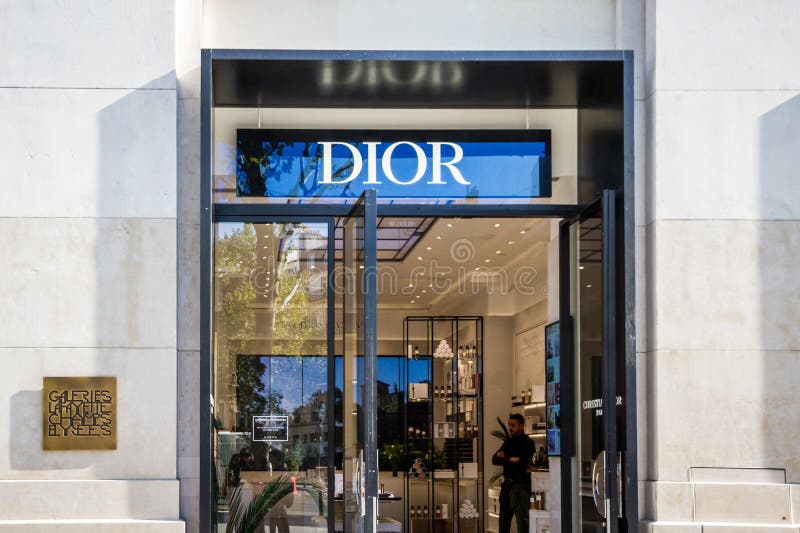 Dior - Luxury shops of all famous designers in Saint Tropez- ST