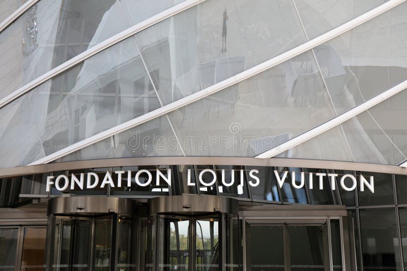 Paris, France, 22 September 2018:letters VL On The Building Of