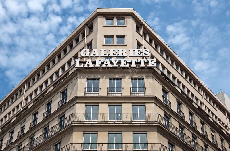 Paris - Galeries Lafayette royaltyfri fotografi Paris - Galeries Lafayette royaltyfri fotografi