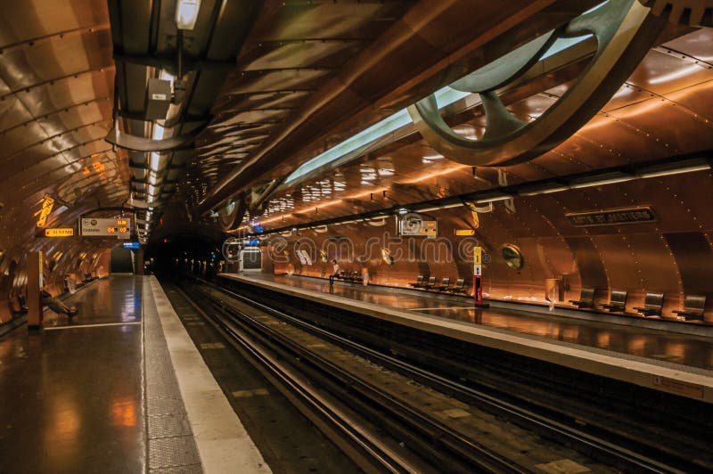 Arts Et Metiers Subway Station Platform Covered by Copper Sheets in ...