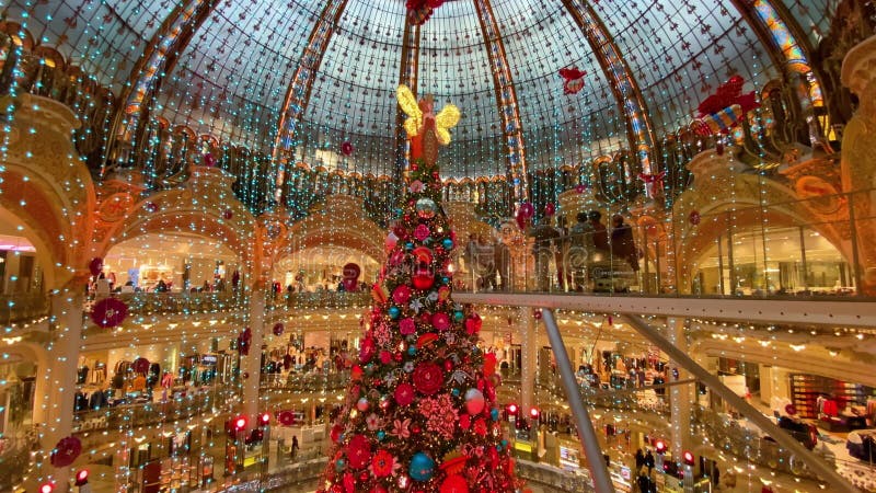 Beautiful Christmas Decorations of Lafayette Shopping Mall, Paris ...