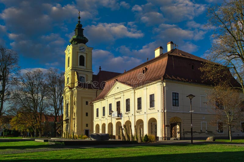 Farský kostol Nanebovzatia Panny Márie v Brezne