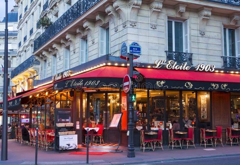 L'Avenue restaurant, Avenue Montaigne, Paris, France Stock Photo