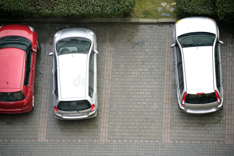 parkerade bilar arkivfoton parkerade bilar arkivfoton