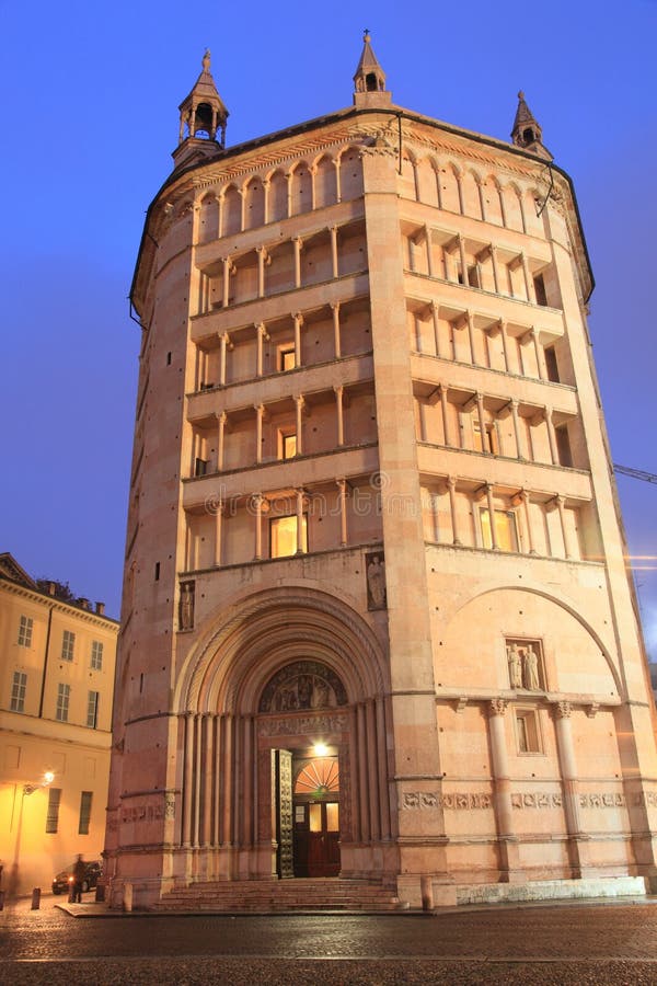 Baptistery On Piazza Del Duomo, Parma Stock Photo - Image of italy