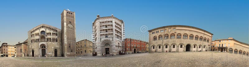 Parma, Italien - Piazza del Duomo mit Kathedrale und Taufkirche, Baujahr 1059 Romantische Architektur in der Emilia-Romagna stockfotografie Parma, Italien - Piazza del Duomo mit Kathedrale und Taufkirche, Baujahr 1059 Romantische Architektur in der Emilia-Romagna stockfotografie