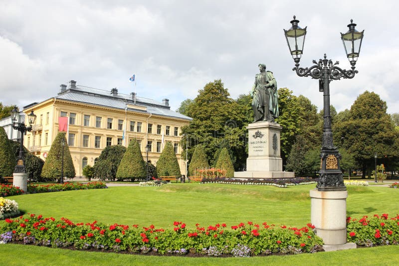 Parque de Carl Johans. Norrkoping. Suecia foto de archivo