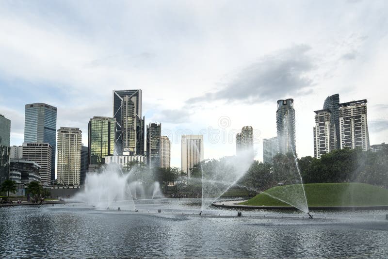 Parque de KLCC en Kuala Lumpur foto de archivo Parque de KLCC en Kuala Lumpur foto de archivo