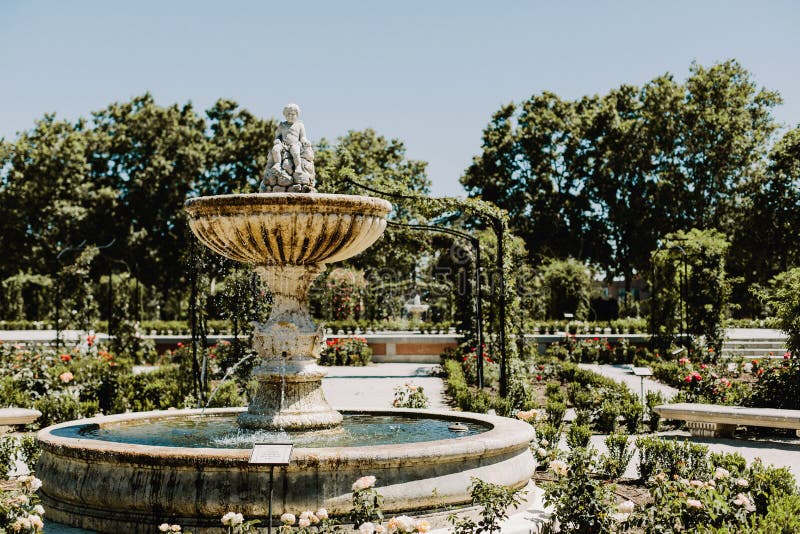 Parque del Buen Retiro en Madrid, España foto de archivo Parque del Buen Retiro en Madrid, España foto de archivo