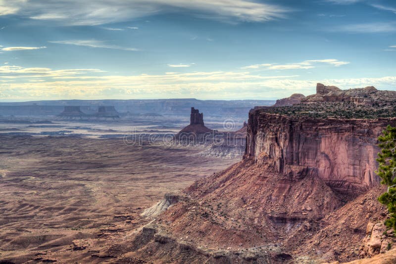 Canyonlands National Park is a U.S. National Park located in southeastern Utah near the town of Moab. Canyonlands National Park is a U.S. National Park located in southeastern Utah near the town of Moab