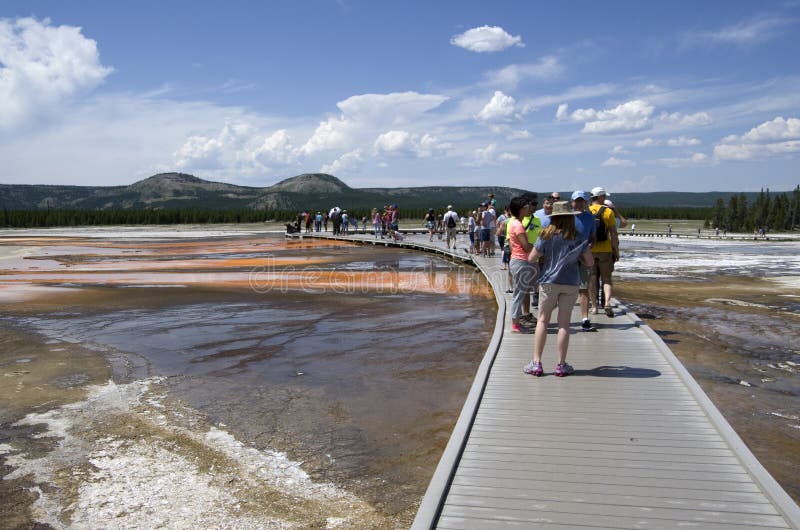 Parque nacional de yellowstone da mola prismático grande fotos de stock Parque nacional de yellowstone da mola prismático grande fotos de stock