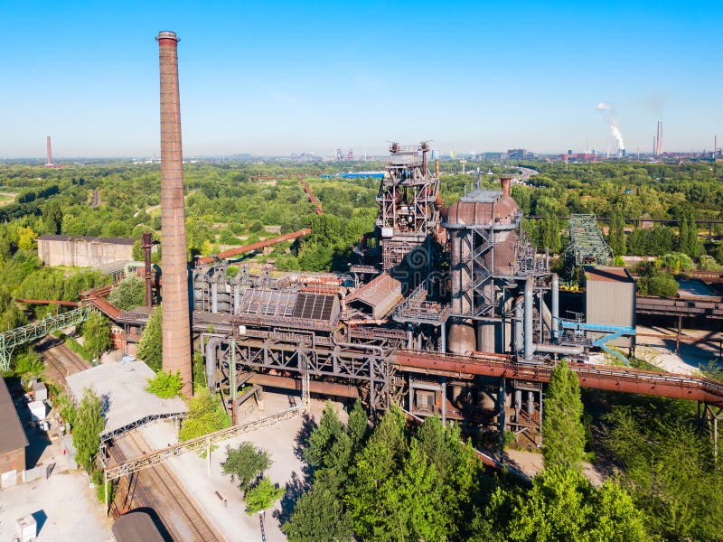 Parque público industrial de Landschaftspark, Duisburgo foto de archivo libre de regalías Parque público industrial de Landschaftspark, Duisburgo foto de archivo libre de regalías