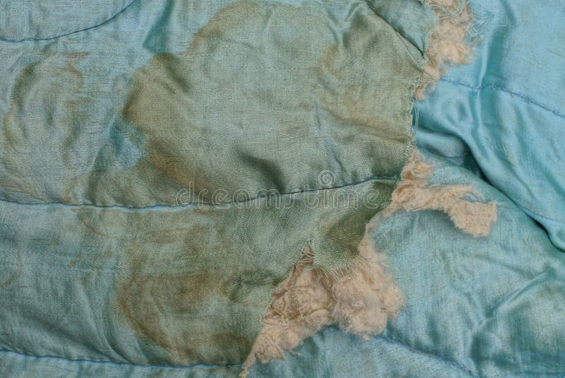 How To Repair Old Blanket Into New/How to Make Blanket/Upcycling