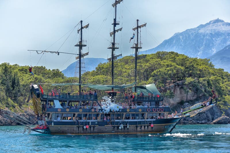 Partie mousseuse en le bateau antique photographie stock libre de droits