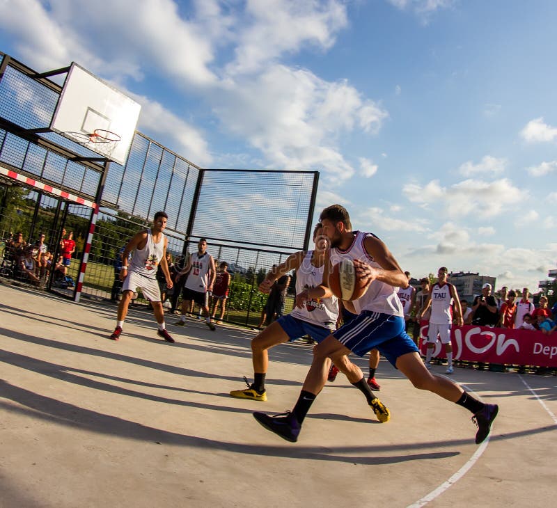 Partita Di Pallacanestro 3x3 Fotografia Stock Editoriale Immagine di
