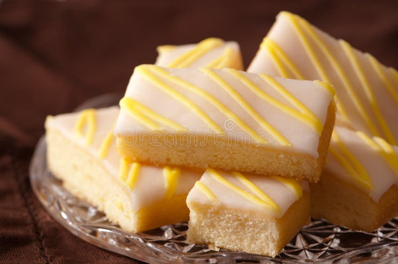 Parts de gâteau de citron image stock Parts de gâteau de citron image stock
