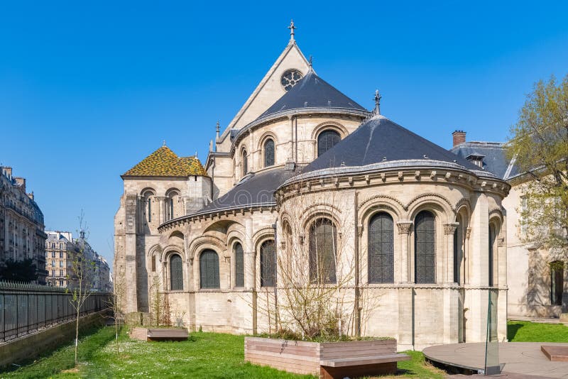París, los artes y Metiers imagen de archivo libre de regalías París, los artes y Metiers imagen de archivo libre de regalías