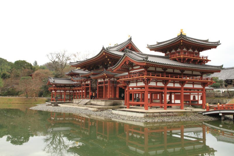 Pasillo de Phoenix del templo de Byodoin imágenes de archivo libres de regalías Pasillo de Phoenix del templo de Byodoin imágenes de archivo libres de regalías