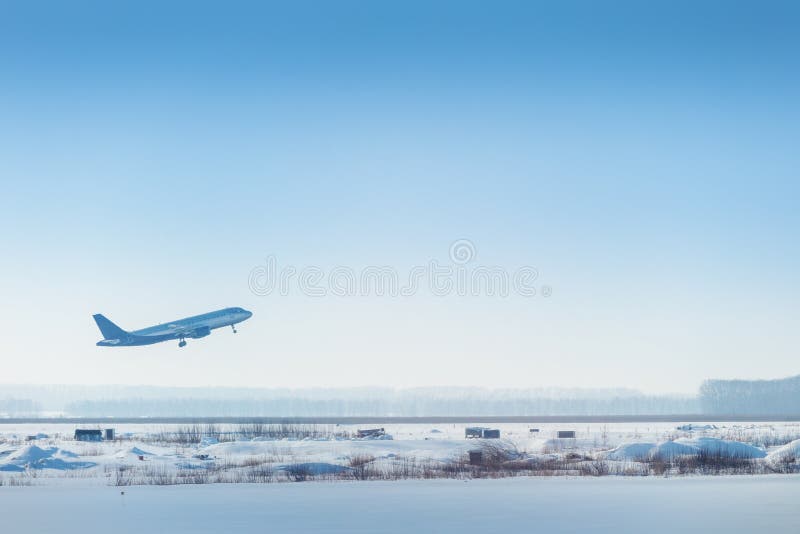 1,802 Winter Storm Airplane Images, Stock Photos, 3D objects