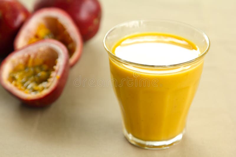 Passion fruit juice by fresh passion fruit