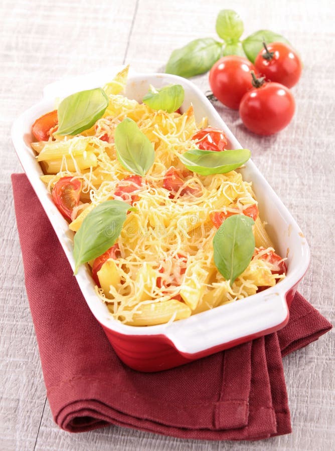 Pasta gratin stock photo. Image of gastronomy, vegetable - 25593658