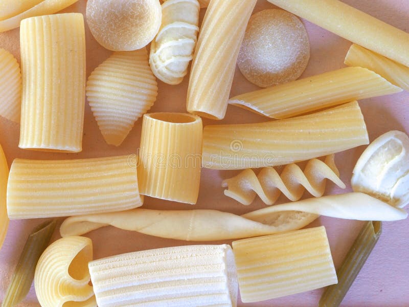 Pastas italianas tradicionales imagen de archivo libre de regalías Pastas italianas tradicionales imagen de archivo libre de regalías