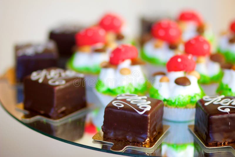 Pastelaria e bolos imagens de stock