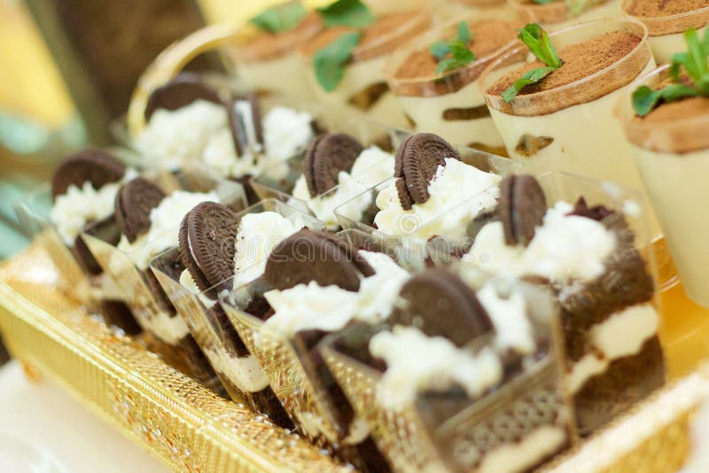 Pastelaria e bolos imagens de stock