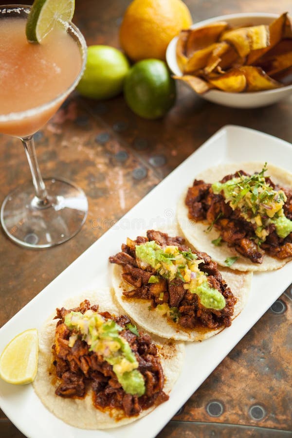 Pastor do al dos tacos imagem de stock. Imagem de saborosa 35026537