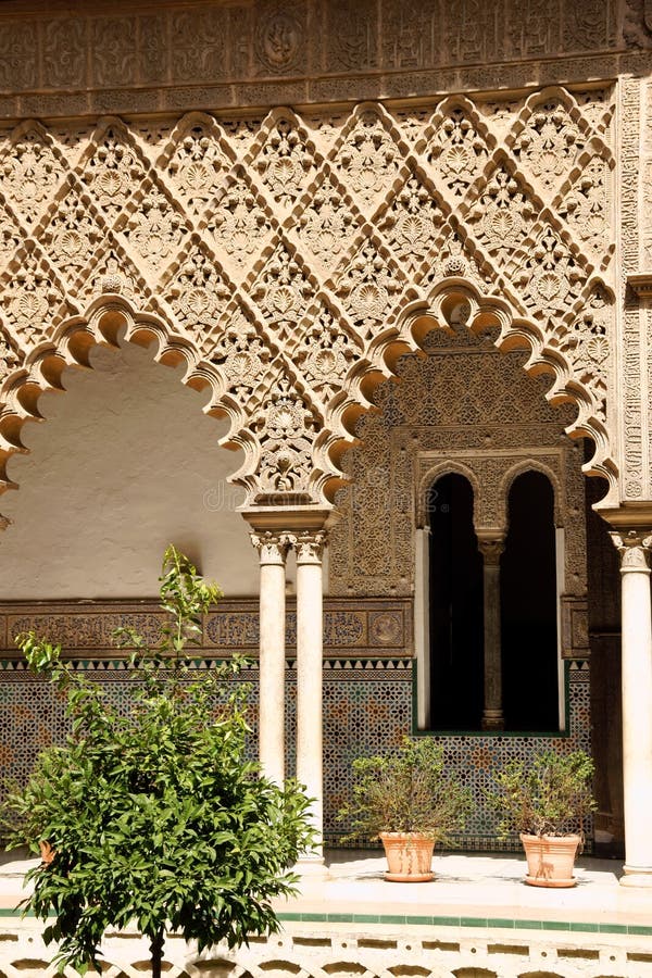 Patio de las Doncellas en Sevilla imagen de archivo libre de regalías Patio de las Doncellas en Sevilla imagen de archivo libre de regalías
