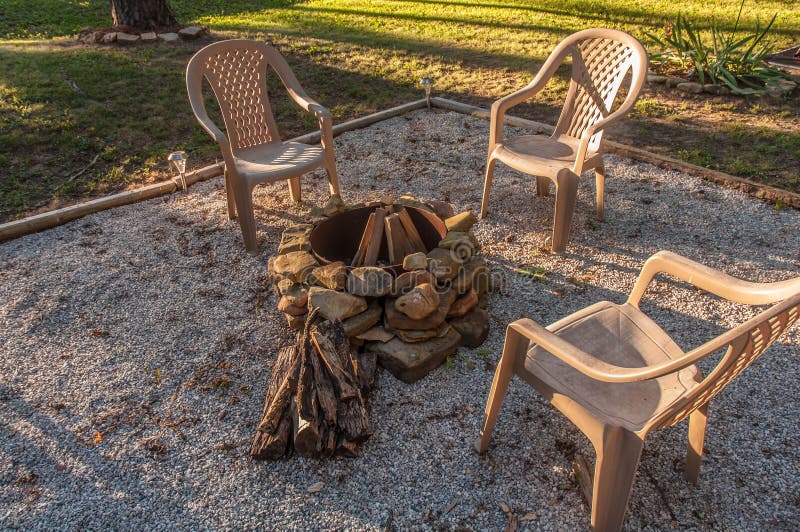 Patio πυρών προσκόπων στοκ εικόνες με δικαίωμα ελεύθερης χρήσης