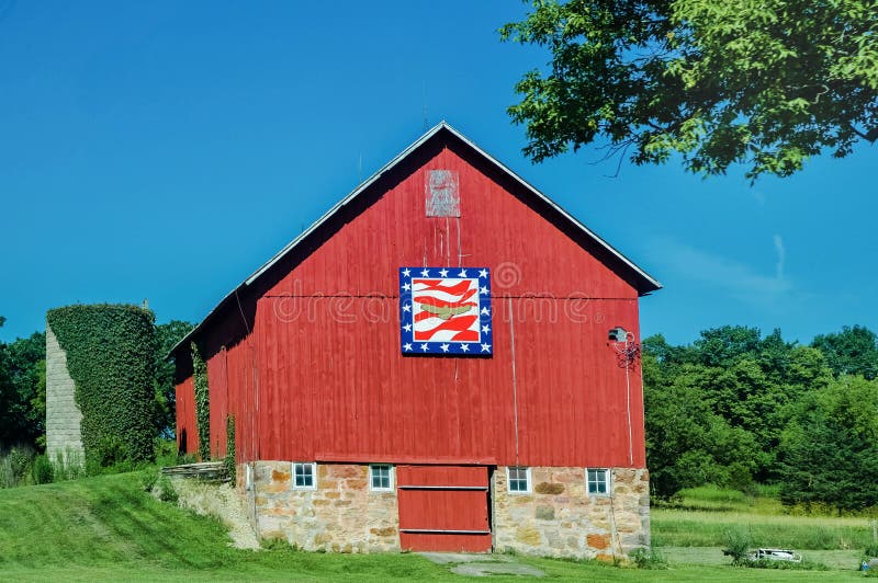 Patriotic Eagle Quilt Barn, Ivy Covered Silo