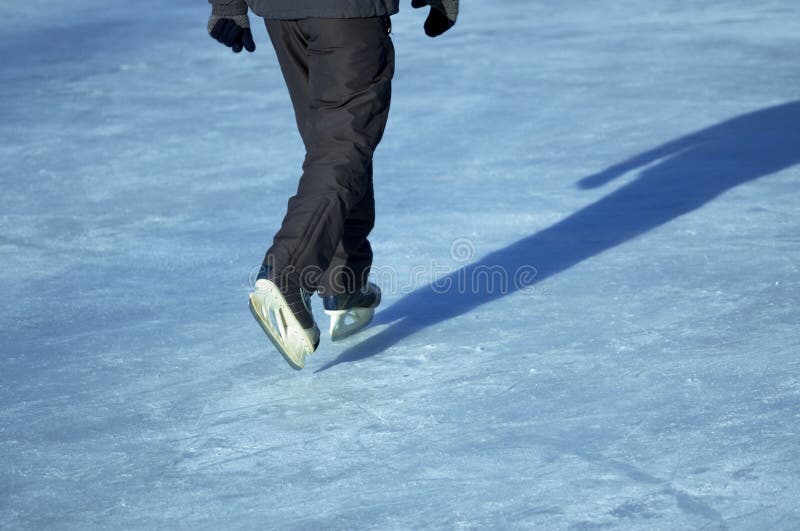 pattinare su asfalto