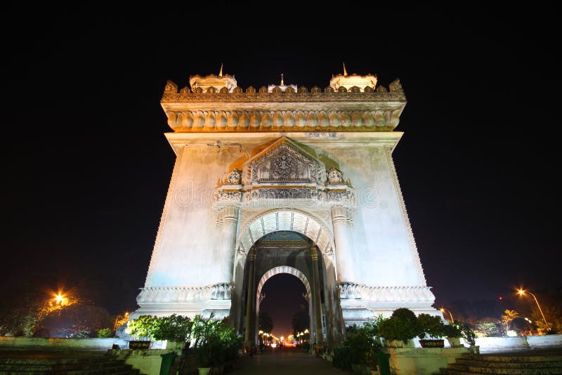 Patuxai Victory Monument, Vientiane Laos, la porte de monument de victoire de Vientiane image libre de droits Patuxai Victory Monument, Vientiane Laos, la porte de monument de victoire de Vientiane image libre de droits