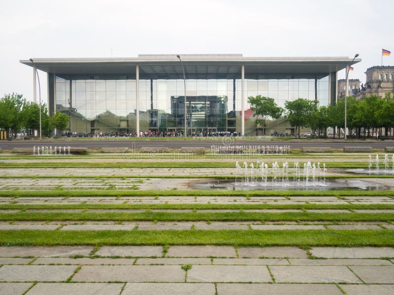 Paul Lobe Haus es un edificio legislativo en Berlín fotografía de archivo Paul Lobe Haus es un edificio legislativo en Berlín fotografía de archivo