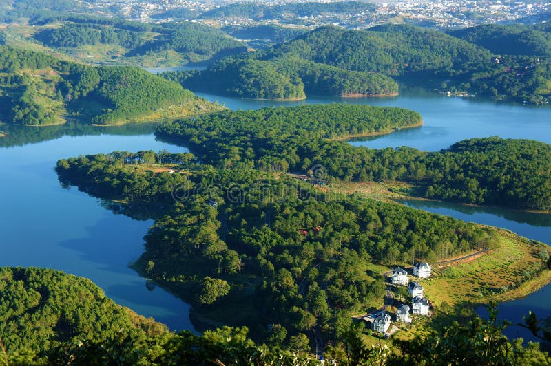 Paysage fantastique, voyage de lac d'eco, Vietnam image stock Paysage fantastique, voyage de lac d'eco, Vietnam image stock