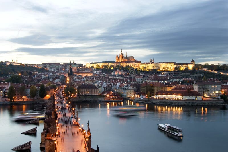 Paysage urbain de château de Prague