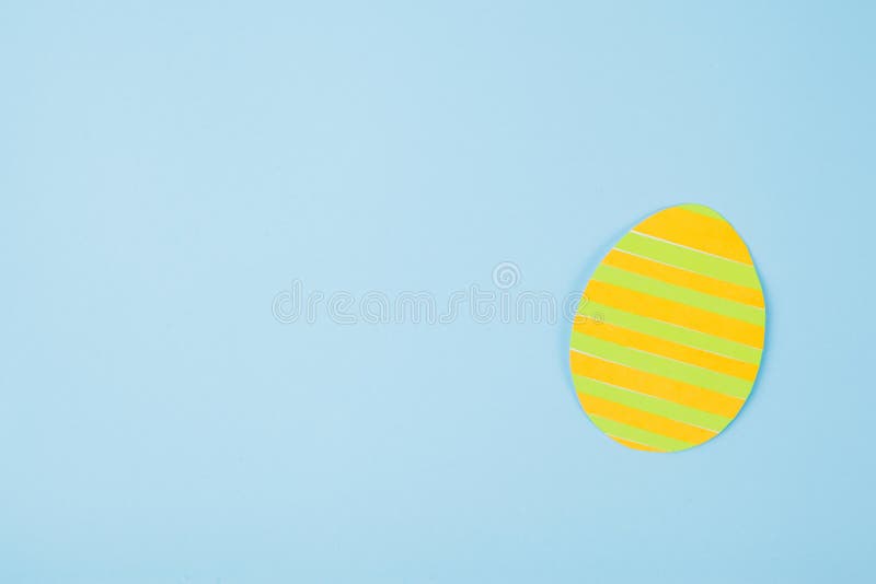 Paști fericiți cu iepuri și ouă stock photography