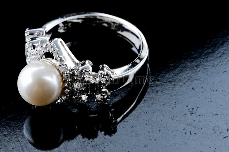 Pearl ring,jewelry