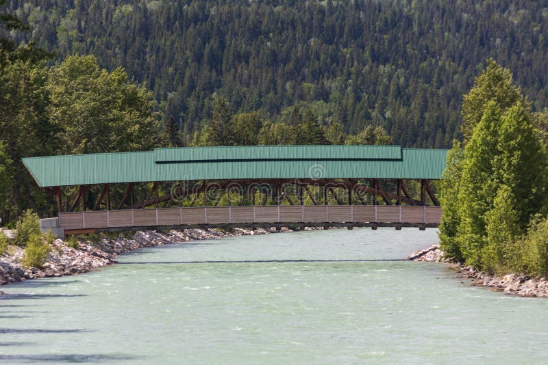 Pedestrian bridge over the kicking horse river