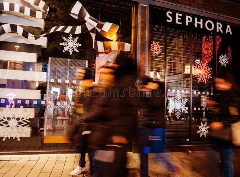 Rome May 12 Sephora Cosmetics Store Stock Photo 59899285