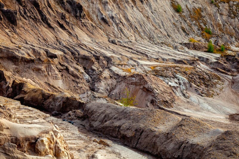 Peisajul industrial al carierei de nisip într-o carieră pentru extracția mineralelor. imagine orizontală stock image