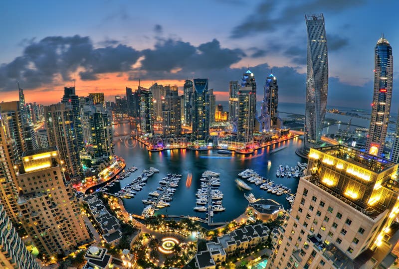 pejzaż miejski Dubai marina panoramiczny sceny zmierzch