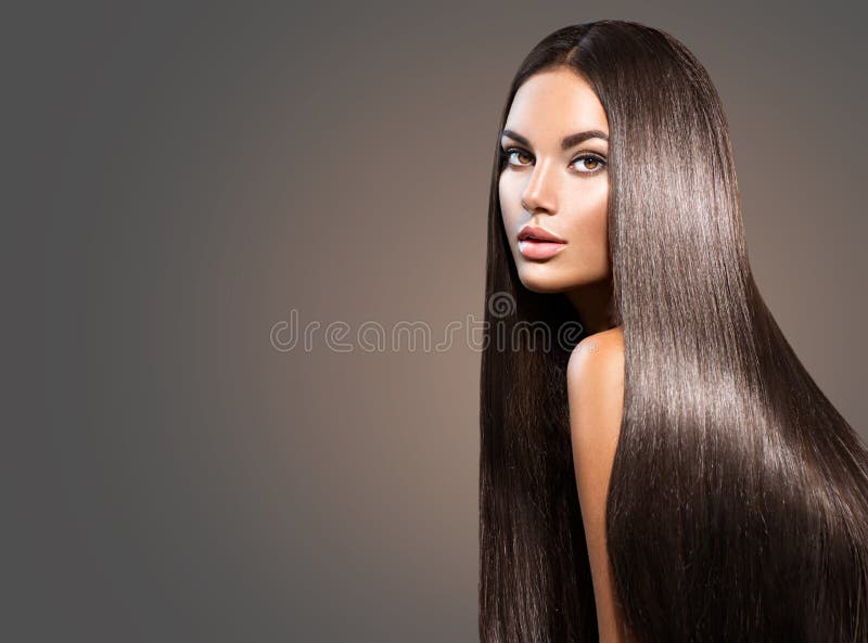 Pelo largo hermoso Mujer de la belleza con el pelo negro recto foto de archivo libre de regalías Pelo largo hermoso Mujer de la belleza con el pelo negro recto foto de archivo libre de regalías