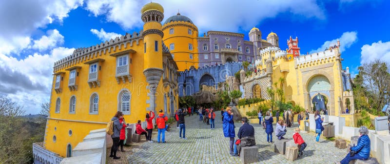 Pena pałac, historycznego punktu zwrotnego Sintra architektura zdjęcia royalty free Pena pałac, historycznego punktu zwrotnego Sintra architektura zdjęcia royalty free