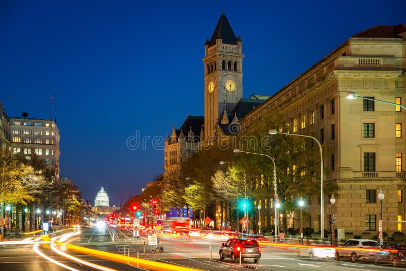 Pennsylvania-Allee nachts, Washington DC, USA lizenzfreies stockfoto Pennsylvania-Allee nachts, Washington DC, USA lizenzfreies stockfoto