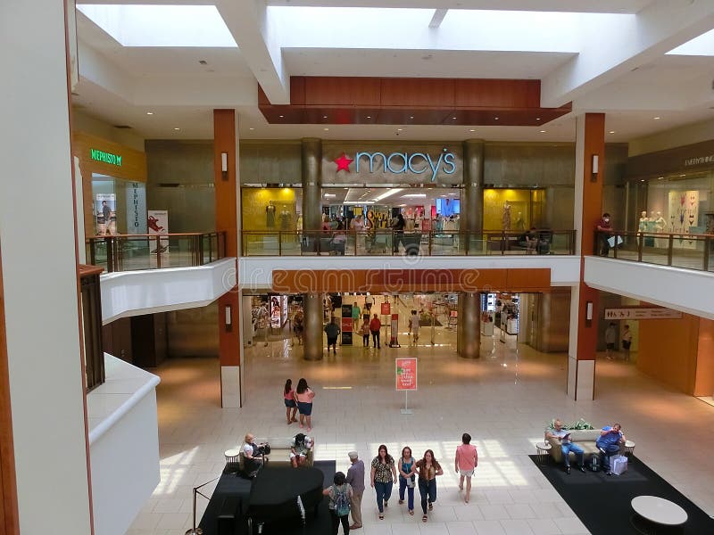 The Best Luxury Shopping in Miami - Aventura Mall